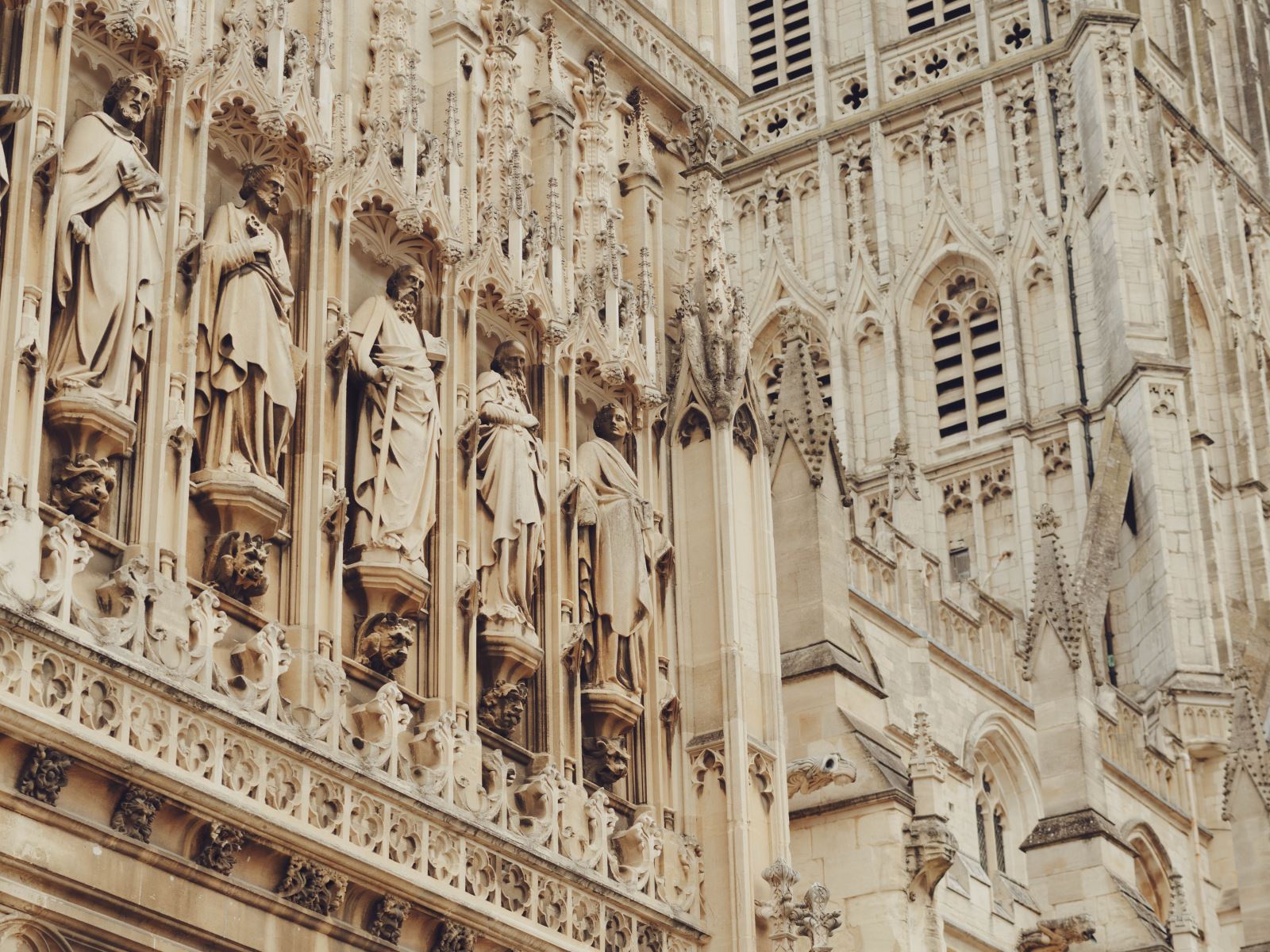 Gloucester cathedral stone auction